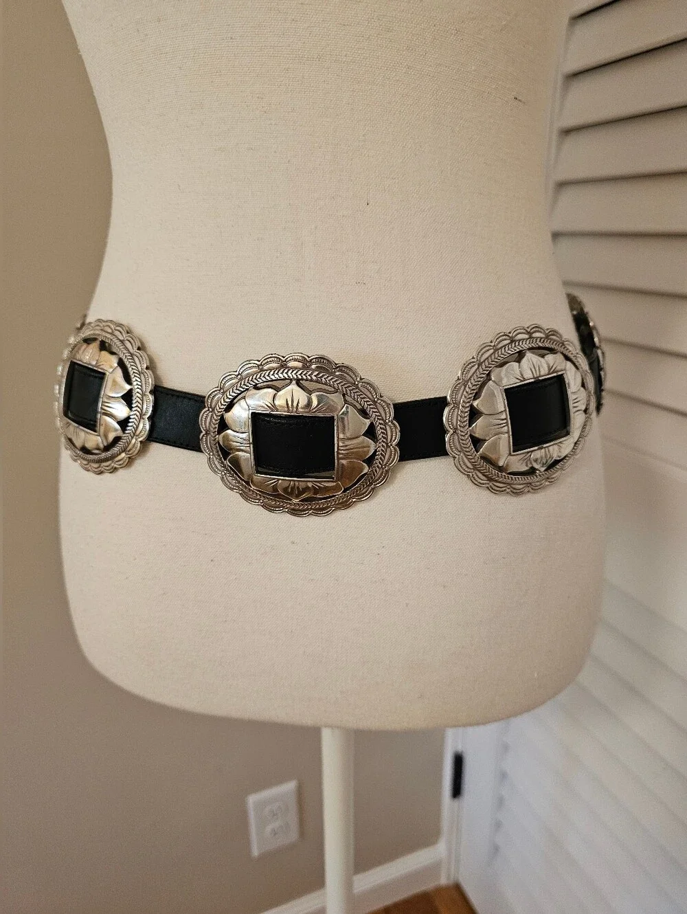 Vintage 1993 Brighton Sunflower Concho Belt Black Leather Western Boho | Size Me